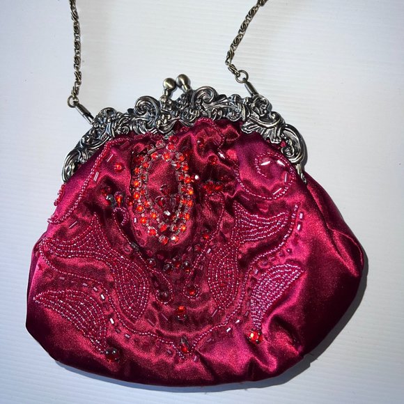 Red Vintage Style Clutch Wristlet Bag With Beads & Gems Detail - Picture 10 of 10